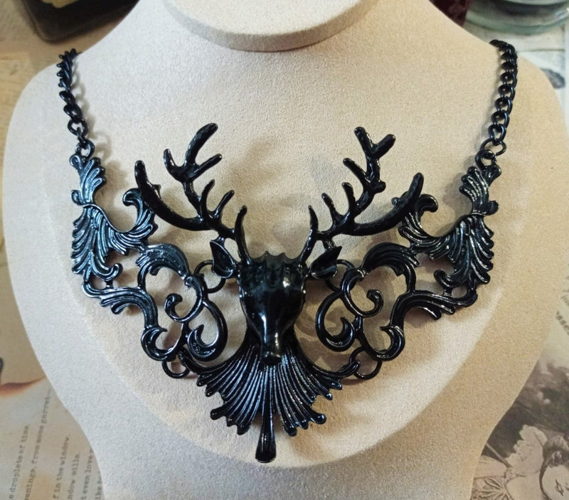 ''Ornament Deer'' Halskette