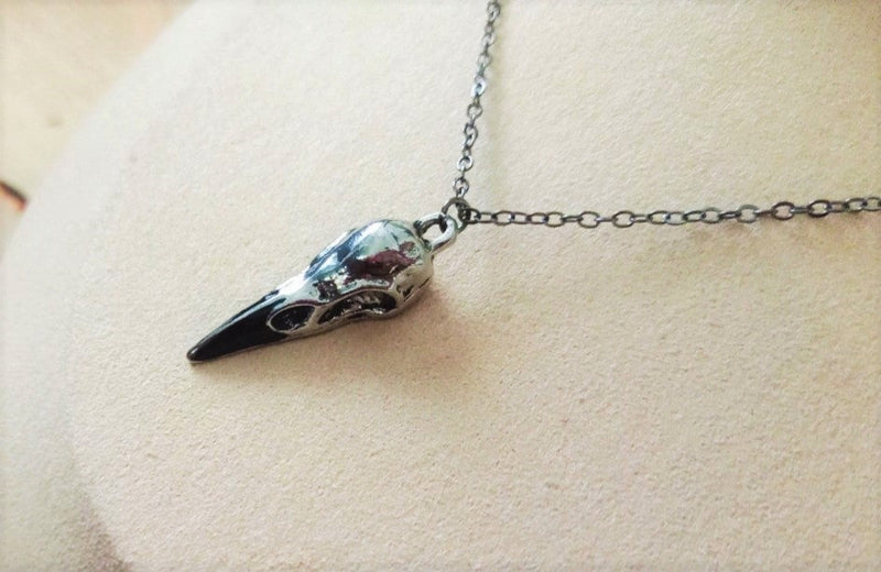 Halskette ''Raven Skull''