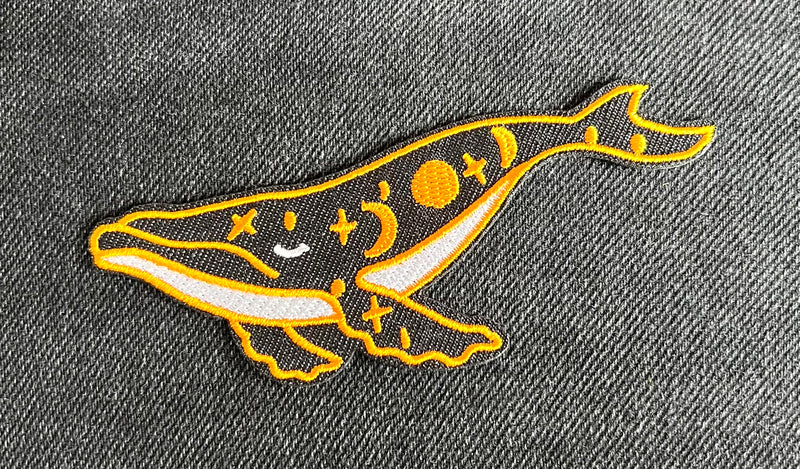 Patch „Cosmic Whale“ – Wächter der Sternenmeere