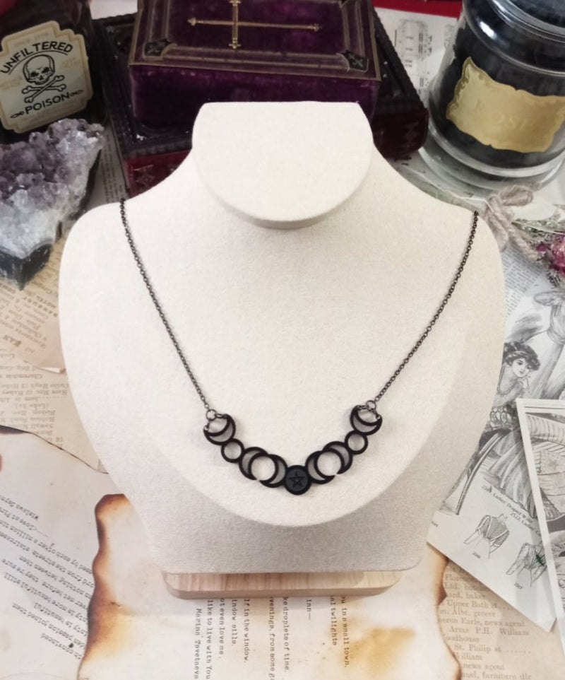 Lunar Eclipse Halskette