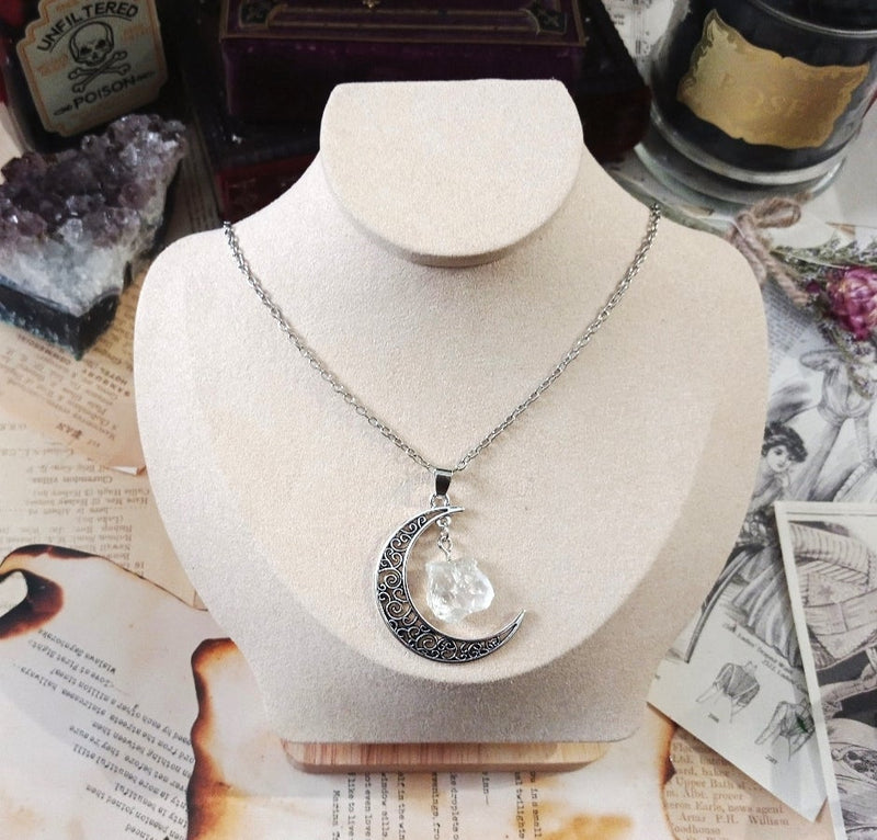Moon Crystal Halskette