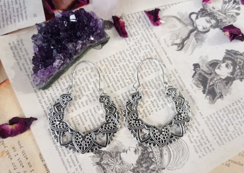 Mandala Ohrringe Halbrund